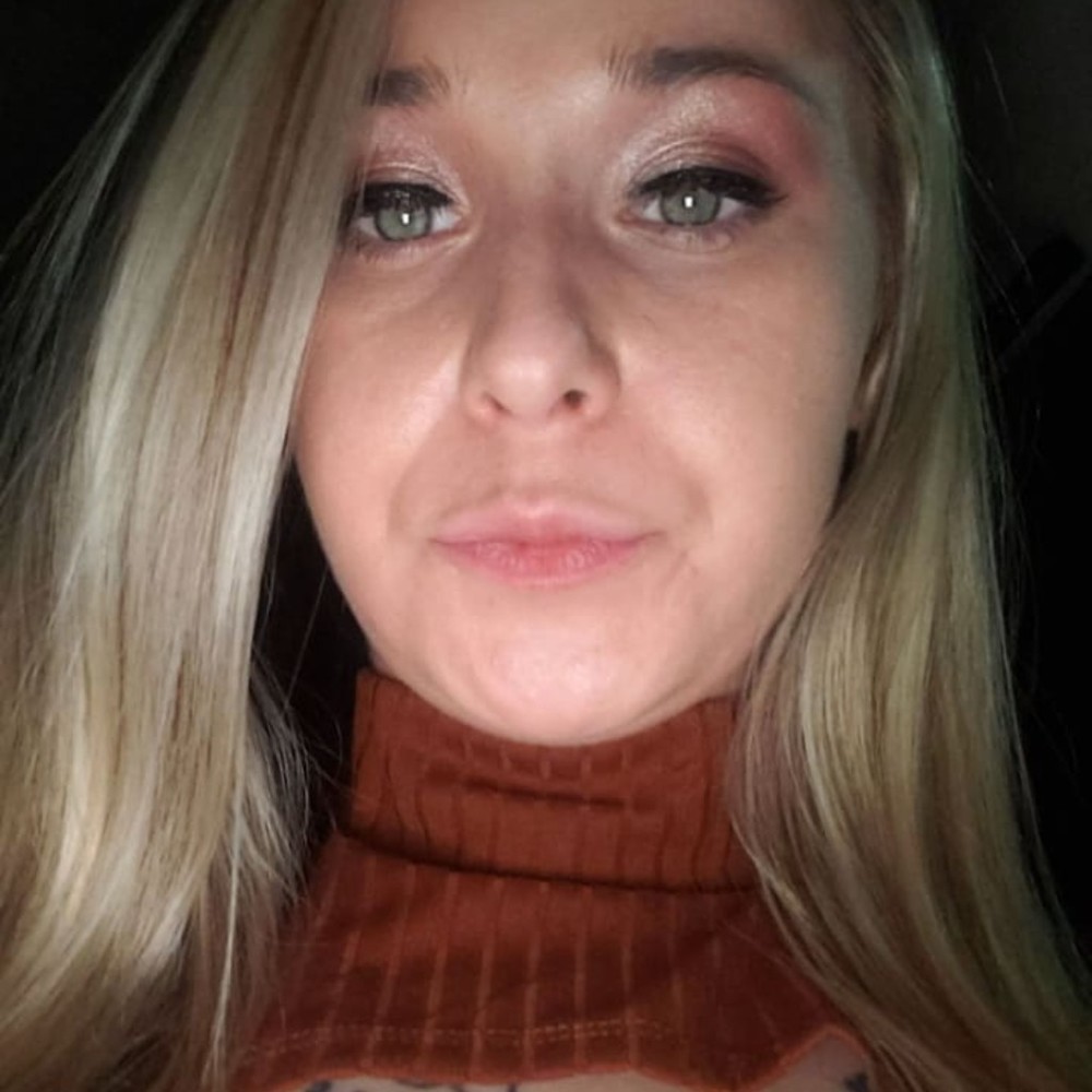 Meet your Posher, Amanda